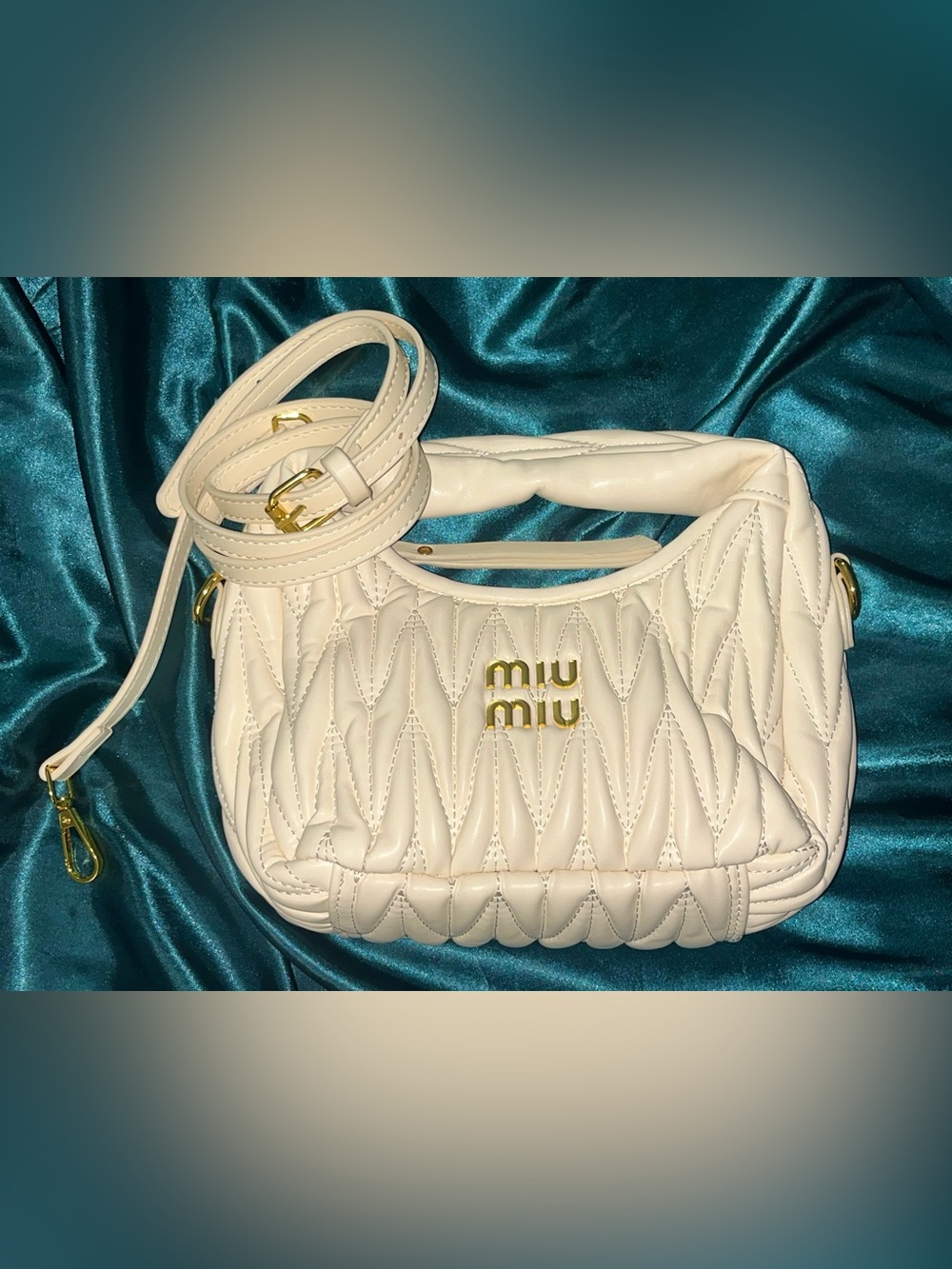 Miu Miu✨Matelassé Mini Bag- Cream